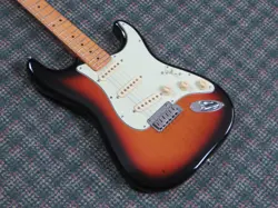 2023 FENDER PLAYER PLUS STRATOCASTER SUNBURST/MAPLE! W/ORIGINAL GIGBAG