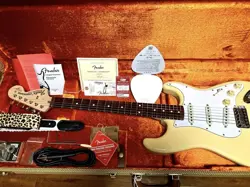 MALMSTEEN STRATOCASTER SAFE
