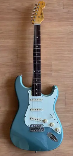 COLOR FENDER JAPAN STRATOCASTER SAFE DELIVERY FROM JAPAN