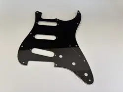 GENUINE FENDER STRATOCASTER GUITAR PICKGUARD B/W/B 3-PLY 11-HOLE 1987