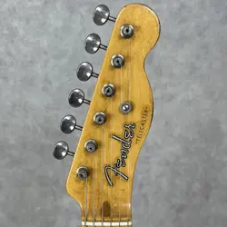 FENDER AM VINTAGE