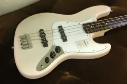 FENDER  JAPAN TRADITIONAL 2025 COLLECTION 60S JAZZ BASS / STARDUST PINK