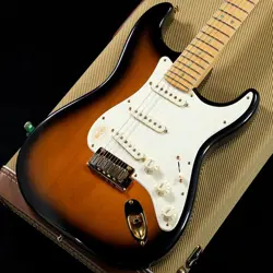 FENDER 50TH ANNIVERSARY AMERICAN DELUXE STRATOCASTER