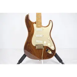AUTH FENDER CUSTOM SHOP ARTISAN FIG ROSEWOOD ST ELECTRIC GUITAR 246-000-425-3662