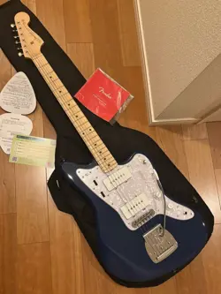 ELECTRIC GUITAR FENDER HYBRID JAZZMASTER INORAN MODEL MADE IN JAPAN WITH CASE