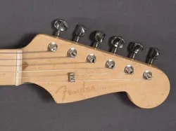 2017 FENDER STRATOCASTER