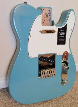 LOADED BODY AQUATONE