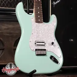 FENDER LIMITED EDITION TOM DELONGE STRATOCASTER ELECTRIC GUITAR - SURF GREEN WIT