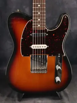 FENDER 1998 DELUXE SERIES NASHVILLE TELECASTER USED ELECTRIC GUITAR