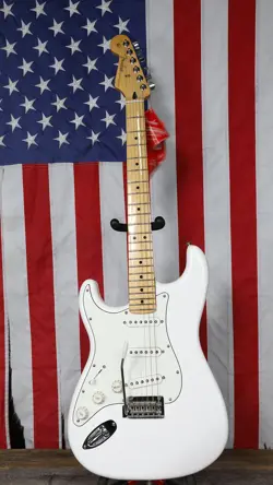 LEFT-HANDED WITH MAPLE