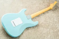 FENDER 2025 COLLECTION  JAPAN TRADITIONAL II 60S STRATOCASTER -STARDUST