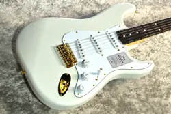 STRATOCASTER -WHITE PEARL-