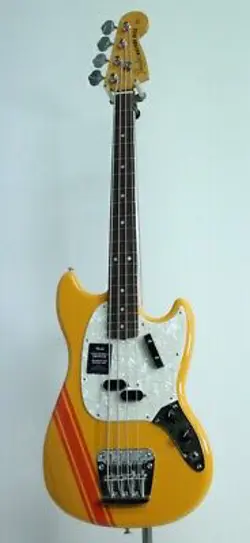 FENDER VINTERA II '70S COMPETITION MUSTANG BASS, ROSEWOOD FINGERBOARD COMPETITIO