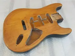 1988 FENDER STRATOCASTER '57 AVRI BODY - MADE IN USA