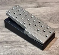 FENDER FWP-1 HAMMERTONE SERIES WAH PEDAL