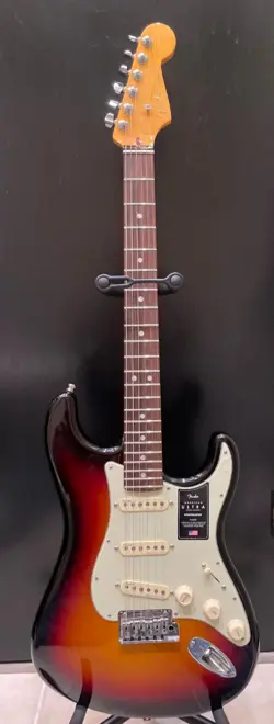 FENDER AMERICAN ULTRA STRATOCASTER HSS 6 STRING MAPLE FINGERBOARD ELECTRIC