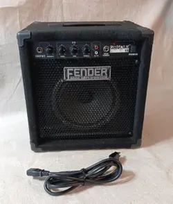 AMPLIFIER 15 WATT