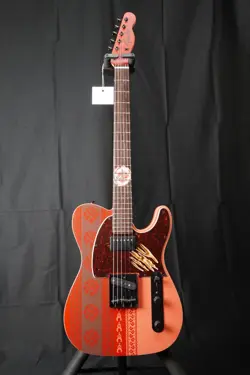 NEW FENDER LIMITED MONSTER HUNTER RATHALOS TELECASTER RATHALOS RED 3.6KG W/OHSC