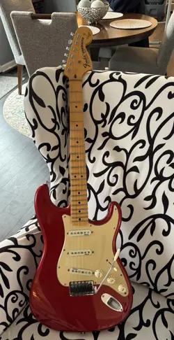 2006 FENDER STRATOCASTER YNGWIE MALMSTEEN SIGNATURE ELECTRIC GUITAR USA W/ CASE