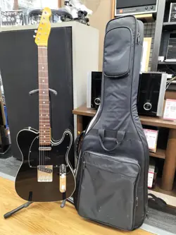 FENDER CLASSIC 60S TELE CUSTOM ELECTRIC GUITAR USED