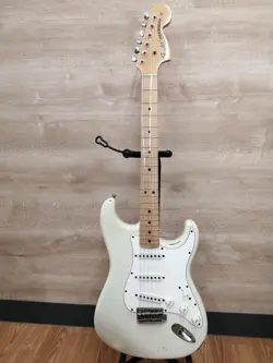 FENDER CUSTOM SHOP 1969 STRATOCASTER RELIC