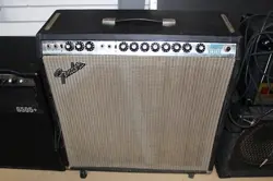 FENDER 1977 SUPER