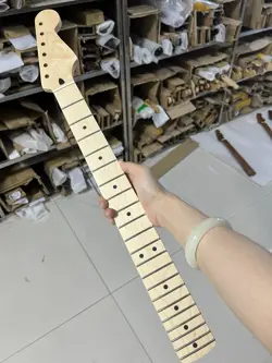 RETRO 21FRETS NATURAL COLOR MAPLE GUITAR NECK HOLE 8MM FOR FENDER ST REPLACEMENT