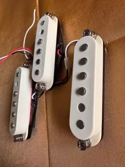 USED FENDER JAPAN STRATOCASTER SINGLE COIL PICKUP SET OF 3
