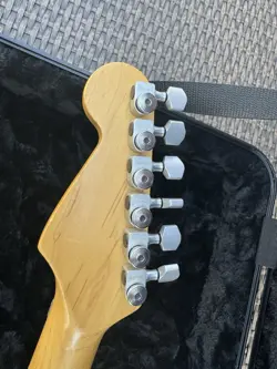 NECK VINTAGE AMERICAN