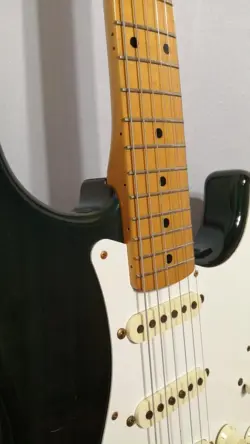 ST57G-65 ELECTRIC GUITAR