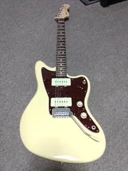 FENDER AMERICAN PERFORMER JAZZMASTER SAFE DELIVERY FROM JAPAN