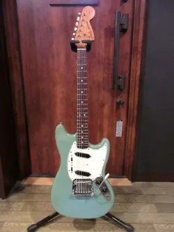 FENDER 1966 MUSTANG BLUE