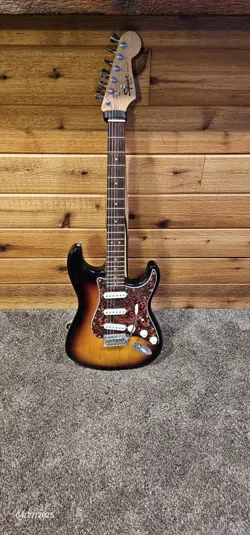 GUITAR SUNBURST/ROSEWOOD WITH