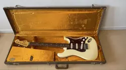 LACQUER STRATOCASTER SAFE
