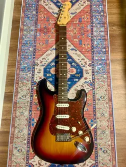AMERICAN STRATOCASTER-CUSTOM SHOP