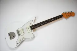 JAZZMASTER WHITE MADE