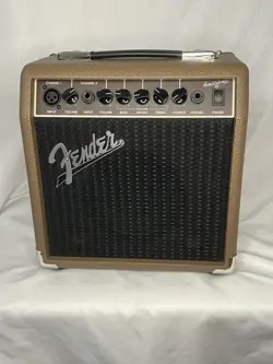 GUITAR AMPLIFIER TAN