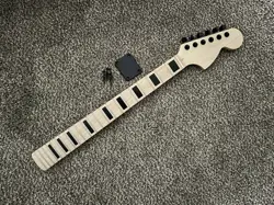 MUSTANG NECK BLACK
