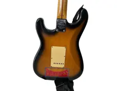 STRATOCASTER SERIAL 1994