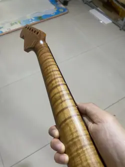 22FRETS ROASTED FLAME MAPLE ELECTRIC GUITAR NECK SUITABLE FOR FENDER STRAT