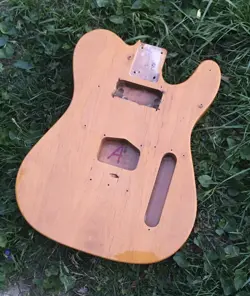 AFFINITY SQUIER BUTTERSCOTCH