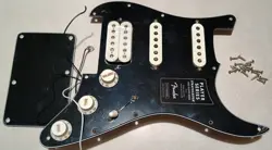 PICKGUARD STRATOCASTER PICKUP