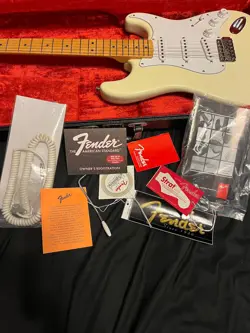 FENDER AMERICAN HENDRIX