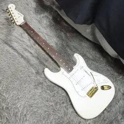 ELECTRIC GUITAR FENDER TRADITIONAL 2025 COLLECTION 60S STRATOCASTER RW