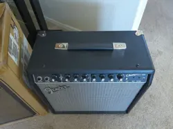AMP 40 WATTS