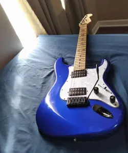 FENDER CUSTOM SHOP STRAT 