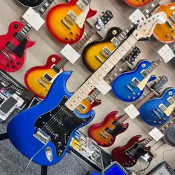 FENDER STRATCASTER BLUE