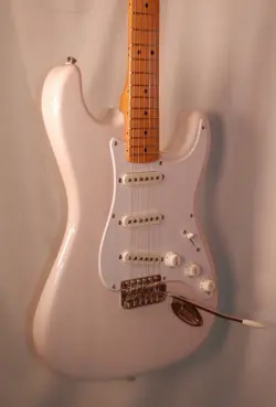 SQUIER BY FENDER CLASSIC VIBE 50S STRATOCASTER WHITE BLONDE USED