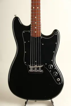 FENDER 1977 MUSICMASTER BLACK ELECTRIC GUITAR