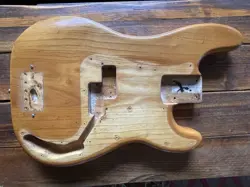 VINTAGE FENDER BASS PRECISION BODY  AND NECK PLATE 1975 USA  ASH